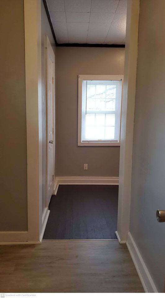 126 Edgar Ave - Photo 6 of 10