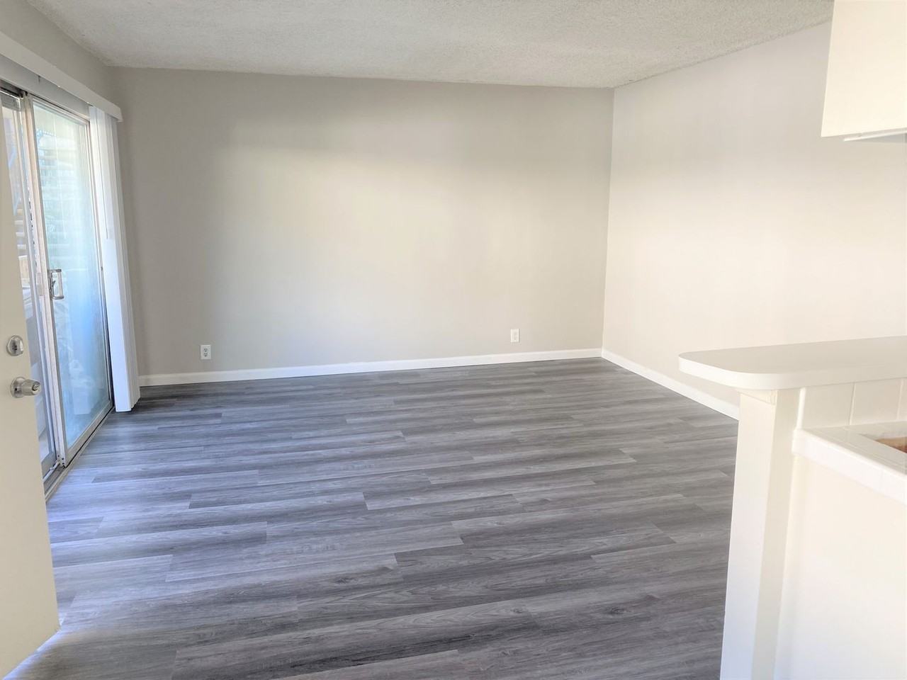 Cohasset - Photo 6 of 12