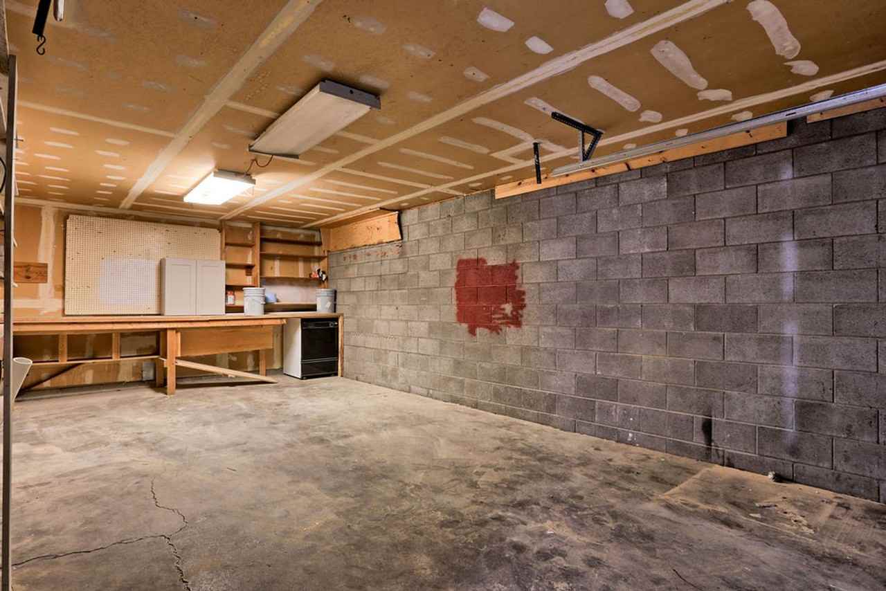 2823 Stanford Rd - Photo 6 of 30