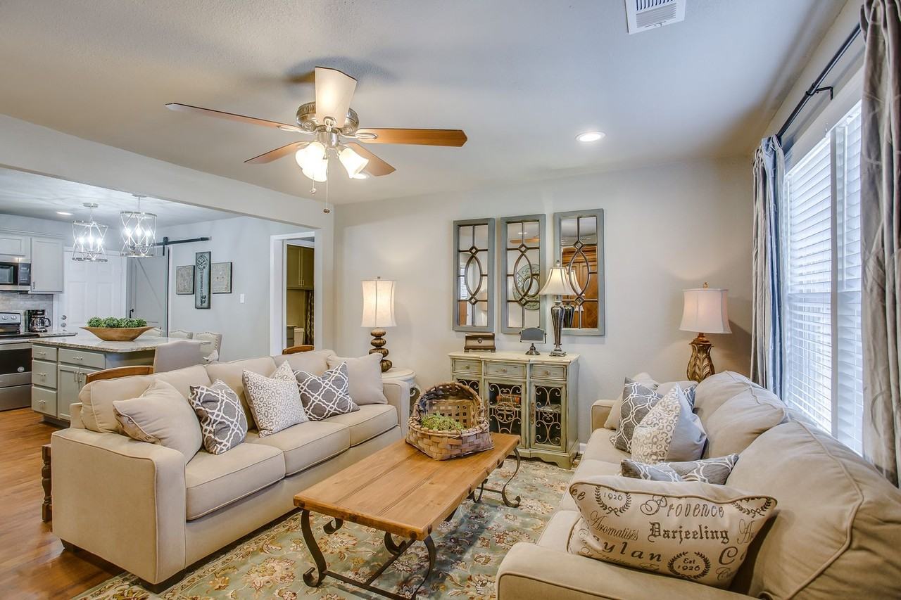 3103 30th St - Photo 4 of 22