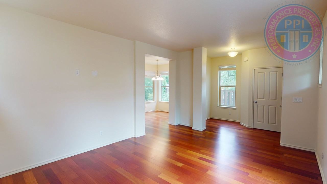 16733 Nw Milcliff St - Photo 6 of 38