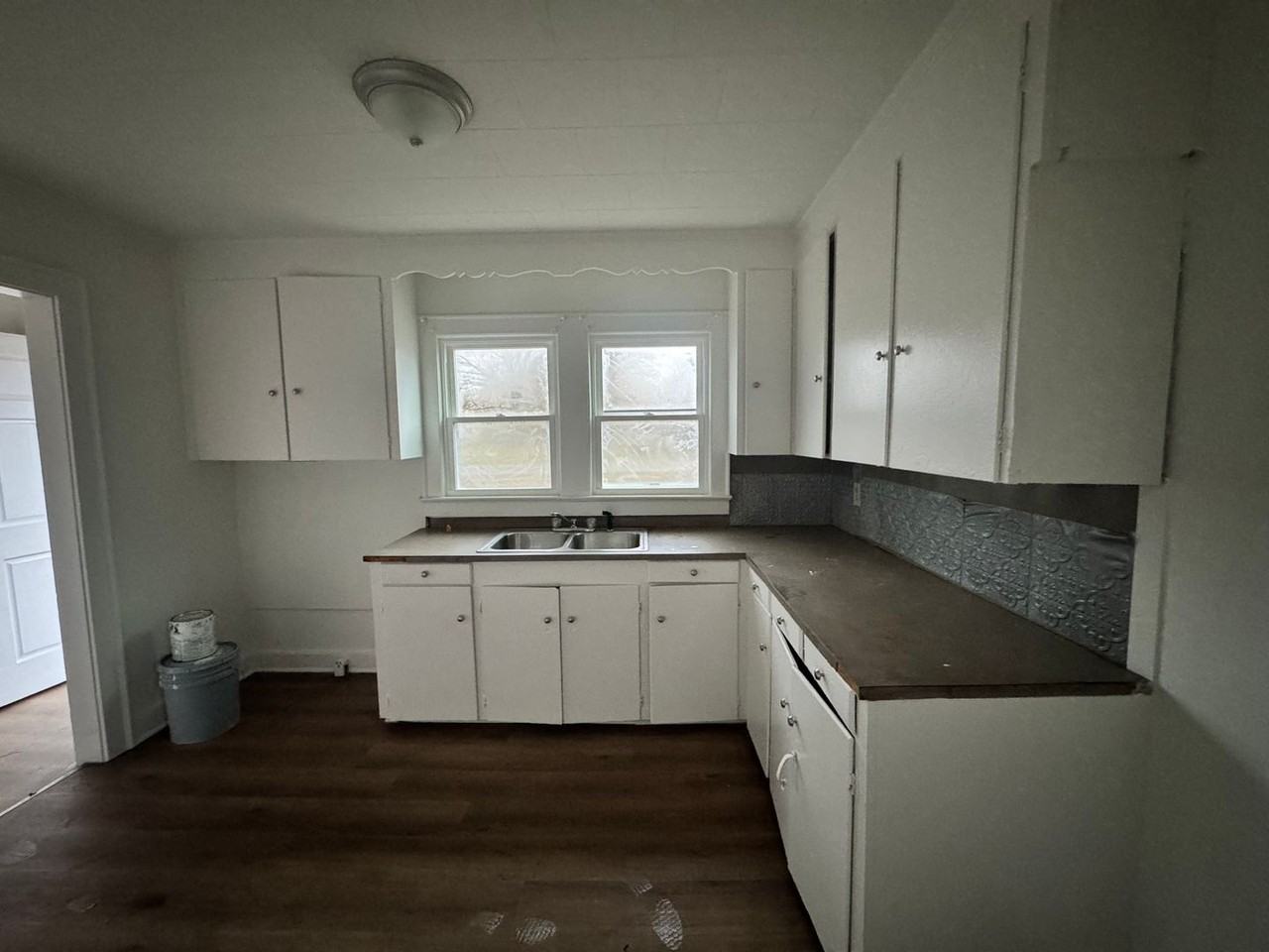 778 Hamrick Rd - Photo 4 of 16