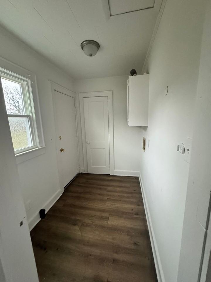 778 Hamrick Rd - Photo 5 of 16