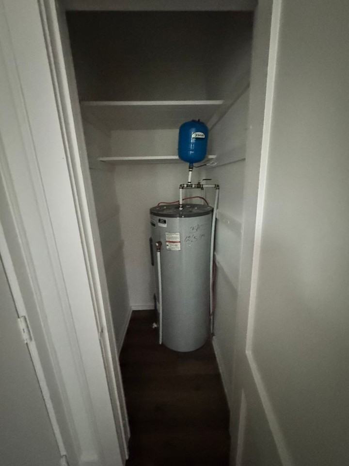 778 Hamrick Rd - Photo 6 of 16