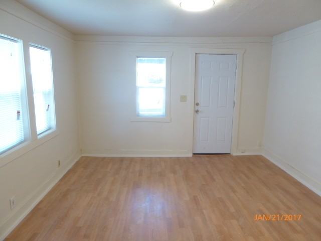 1409 Nw 54th St - Photo 6 of 14