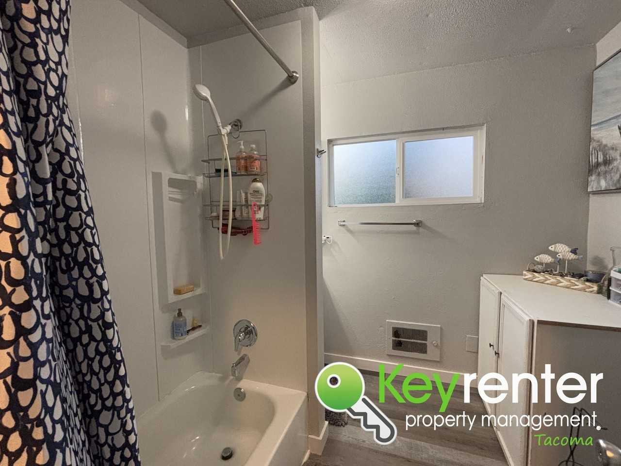 228 E 62nd St - Photo 3 of 6