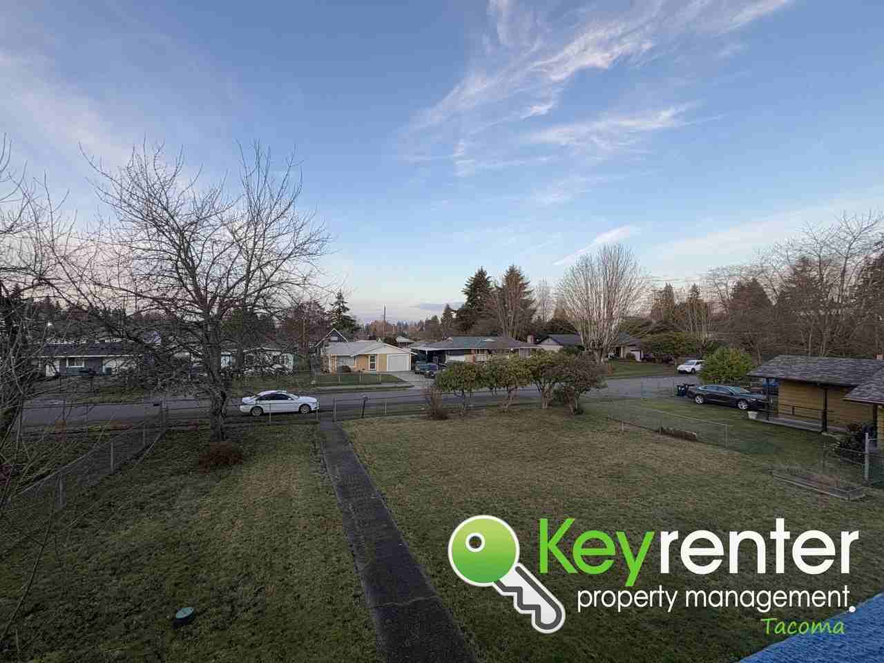 228 E 62nd St - Photo 4 of 6