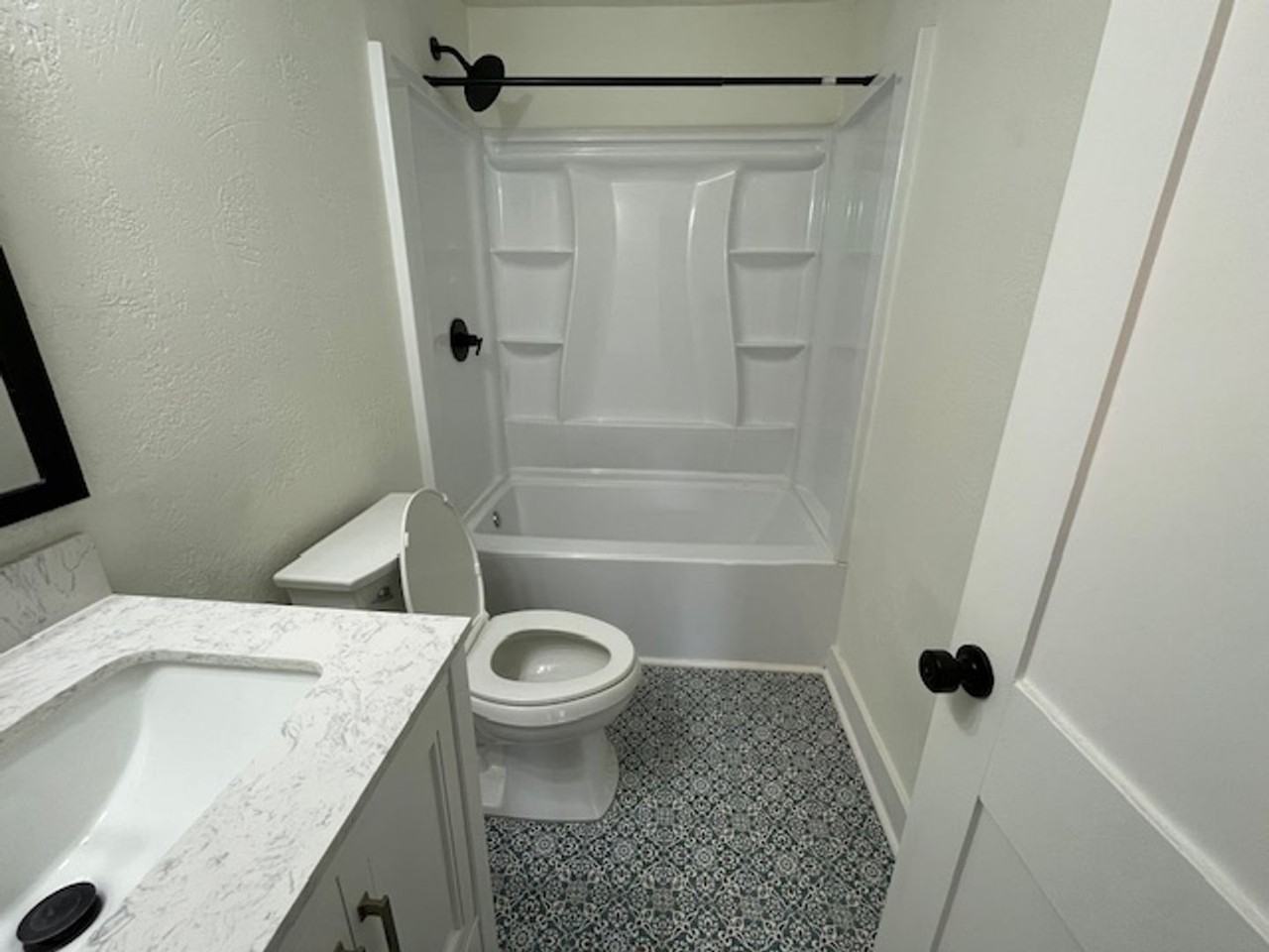 720 Ne 4th Ave - Photo 7 of 13