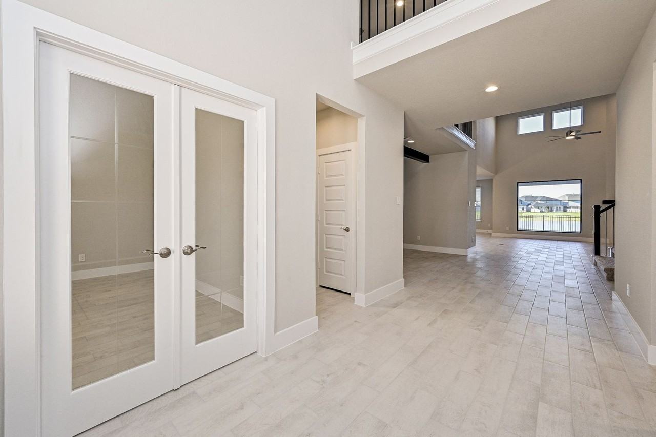 23502 Persimmon Creek Ln - Photo 4 of 43