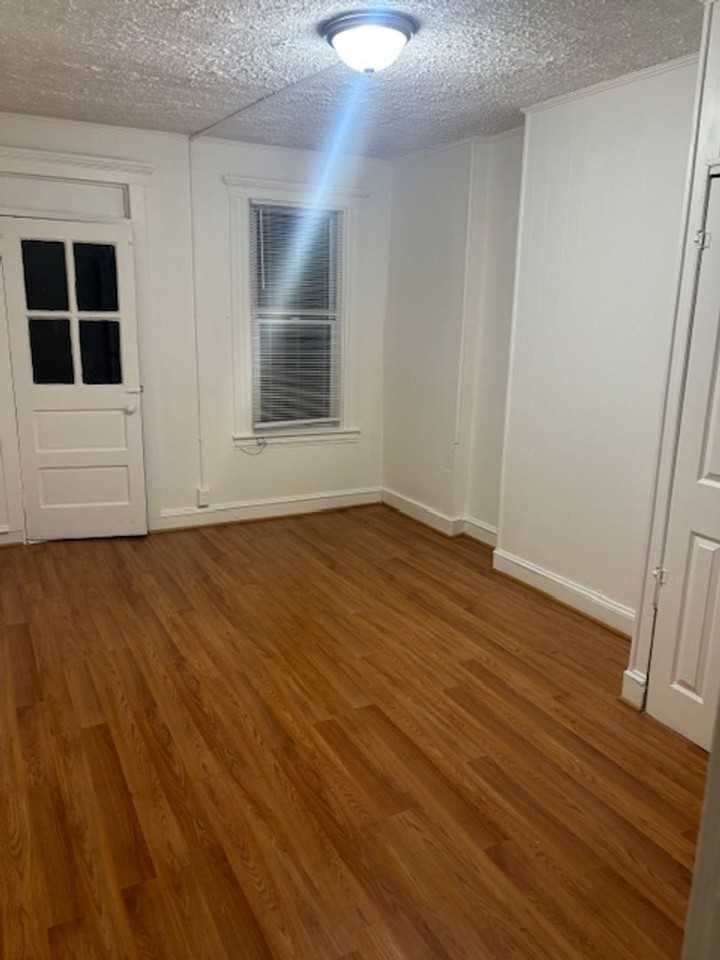 1612 Moreland Avenue - Photo 6 of 14