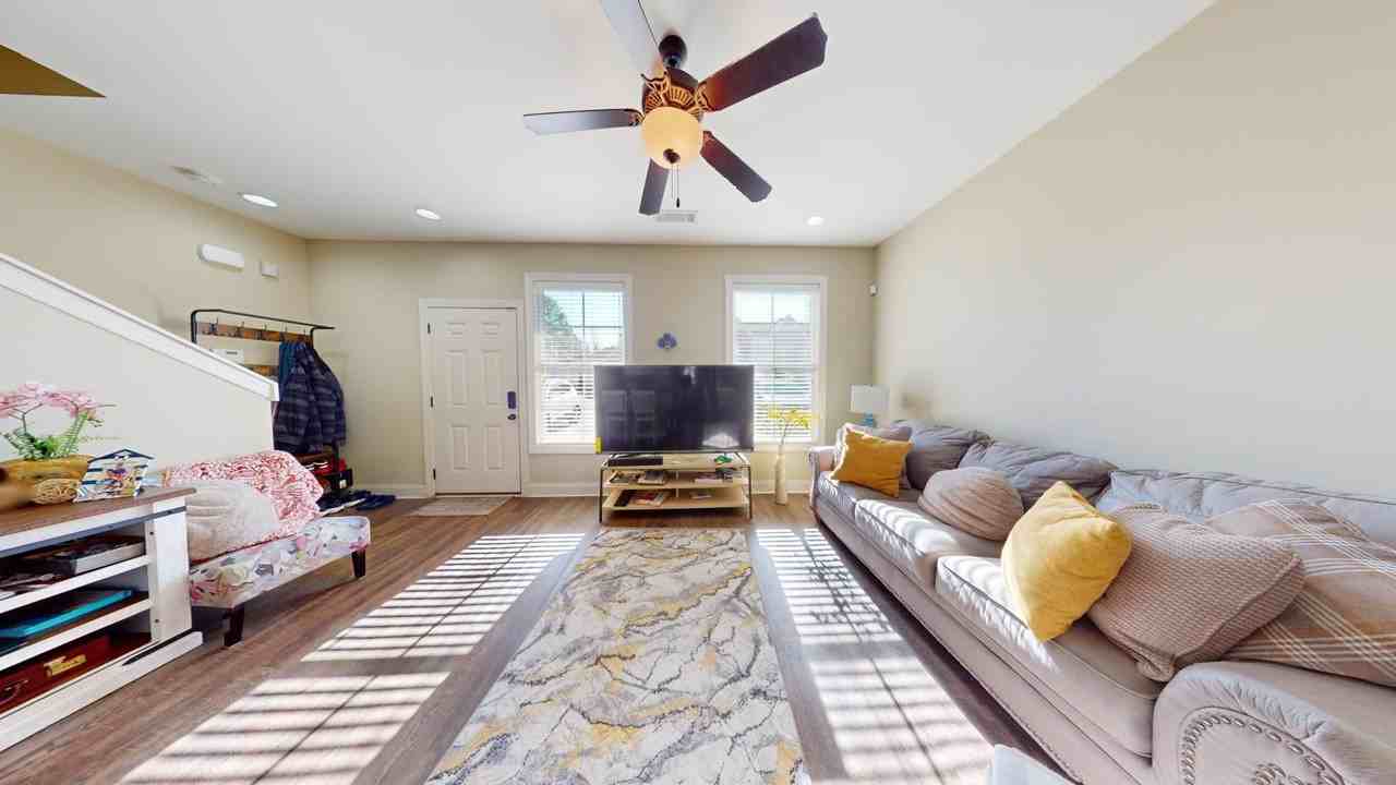 3855 Academy Dr - Photo 6 of 38