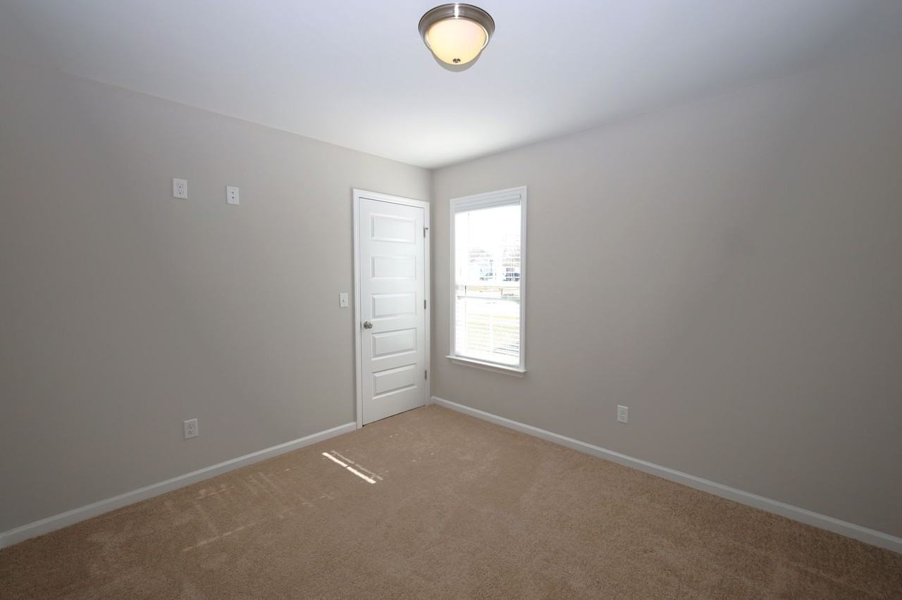 1709 Almond Tree Pl - Photo 7 of 10