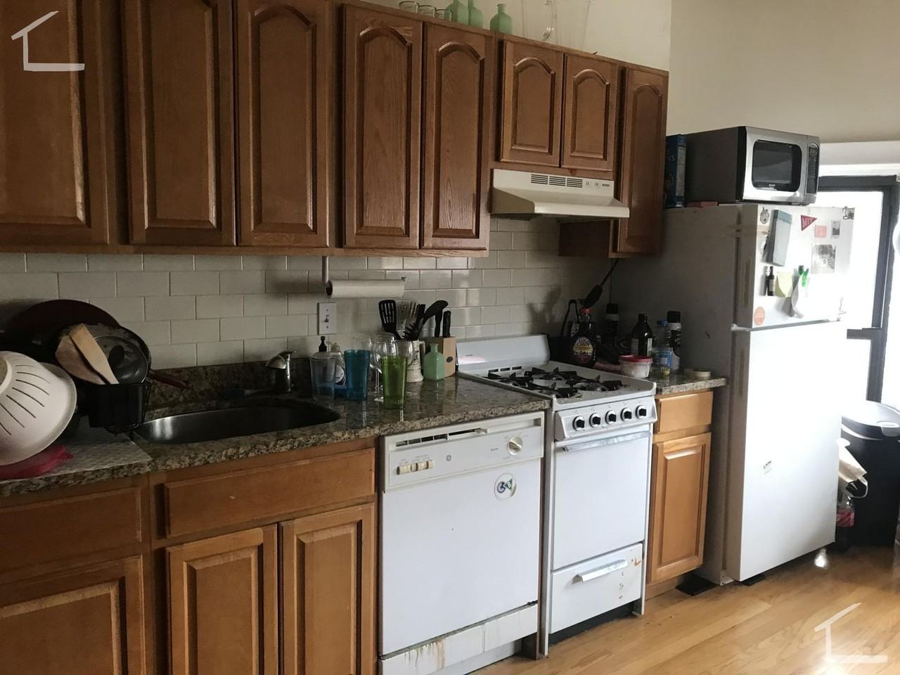 44 Bay State Road - Photo 7 of 9