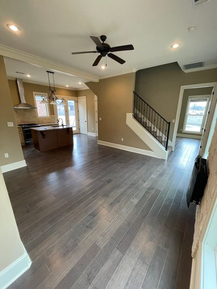 2803 Village Meadow Cv - Photo 2 of 21