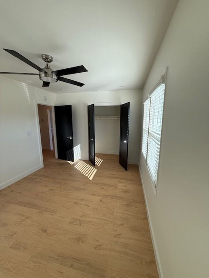 2939 Allred St - Photo 4 of 28