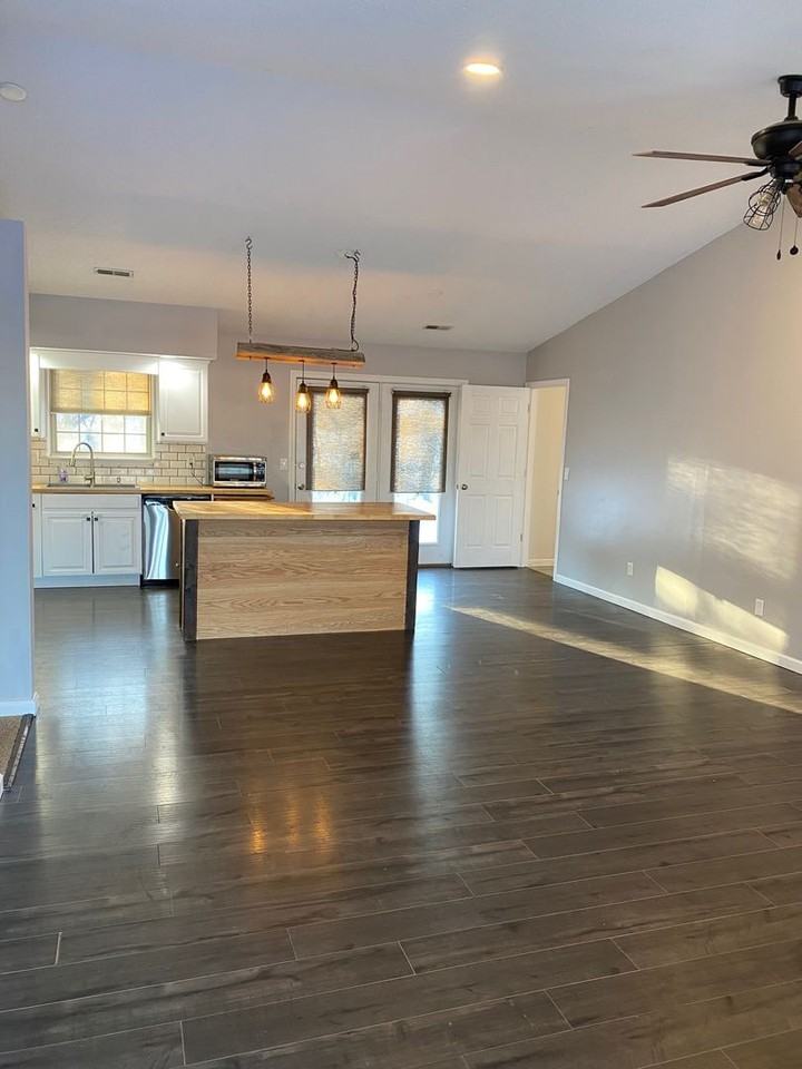 3410 Christopher Trl - Photo 7 of 15