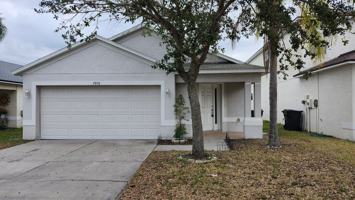 featured image of 7955 Carriage Pointe Dr