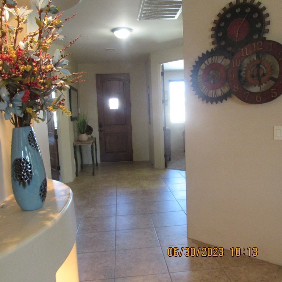 1740 E Chestnut Blvd - Photo 7 of 39