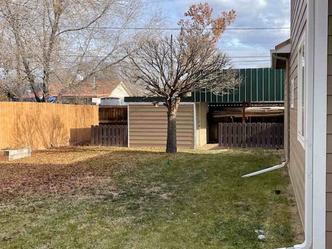 1404 N 22nd St - Photo 4 of 12