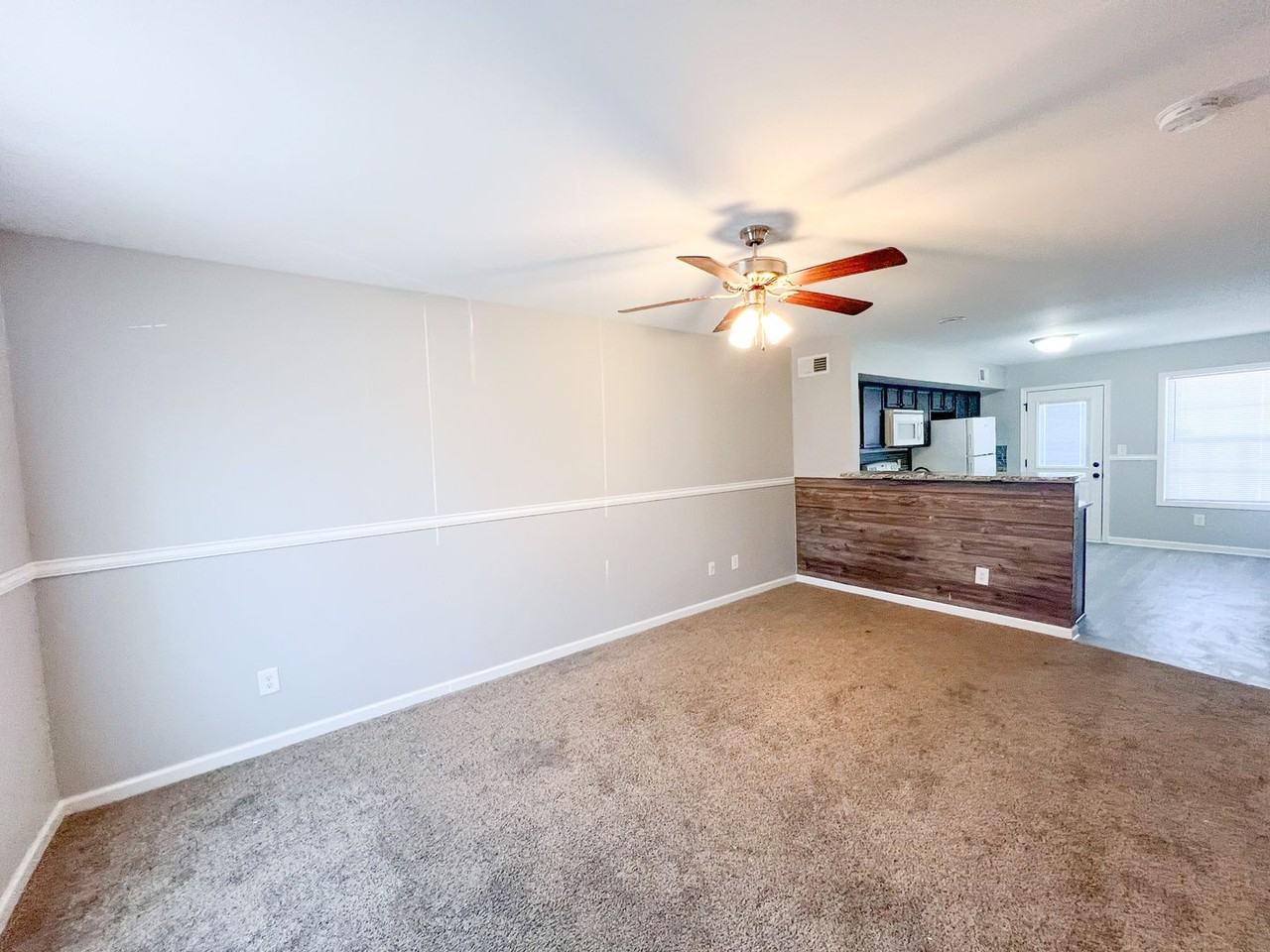 2279 Mccormick Ln - Photo 3 of 13