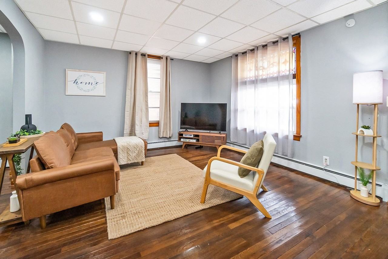 50 Main St - Photo 2 of 36