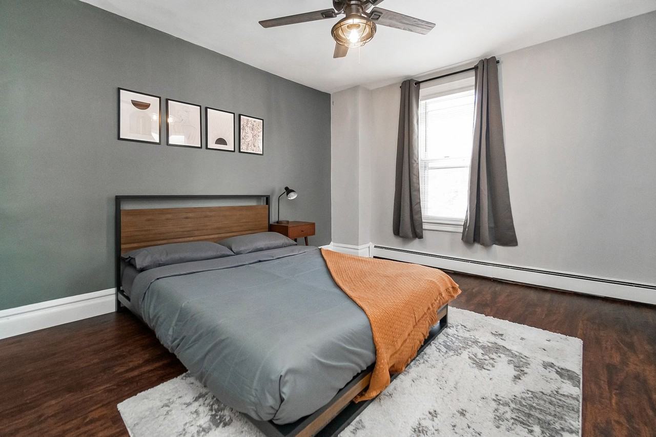 50 Main St - Photo 3 of 36