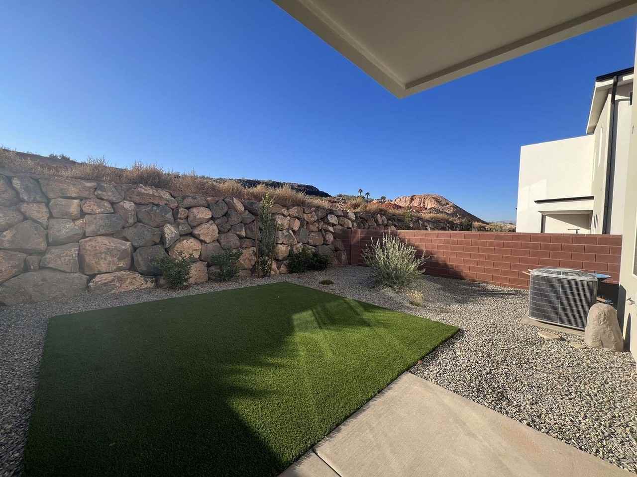 754 E Desert Cactus Dr - Photo 3 of 14