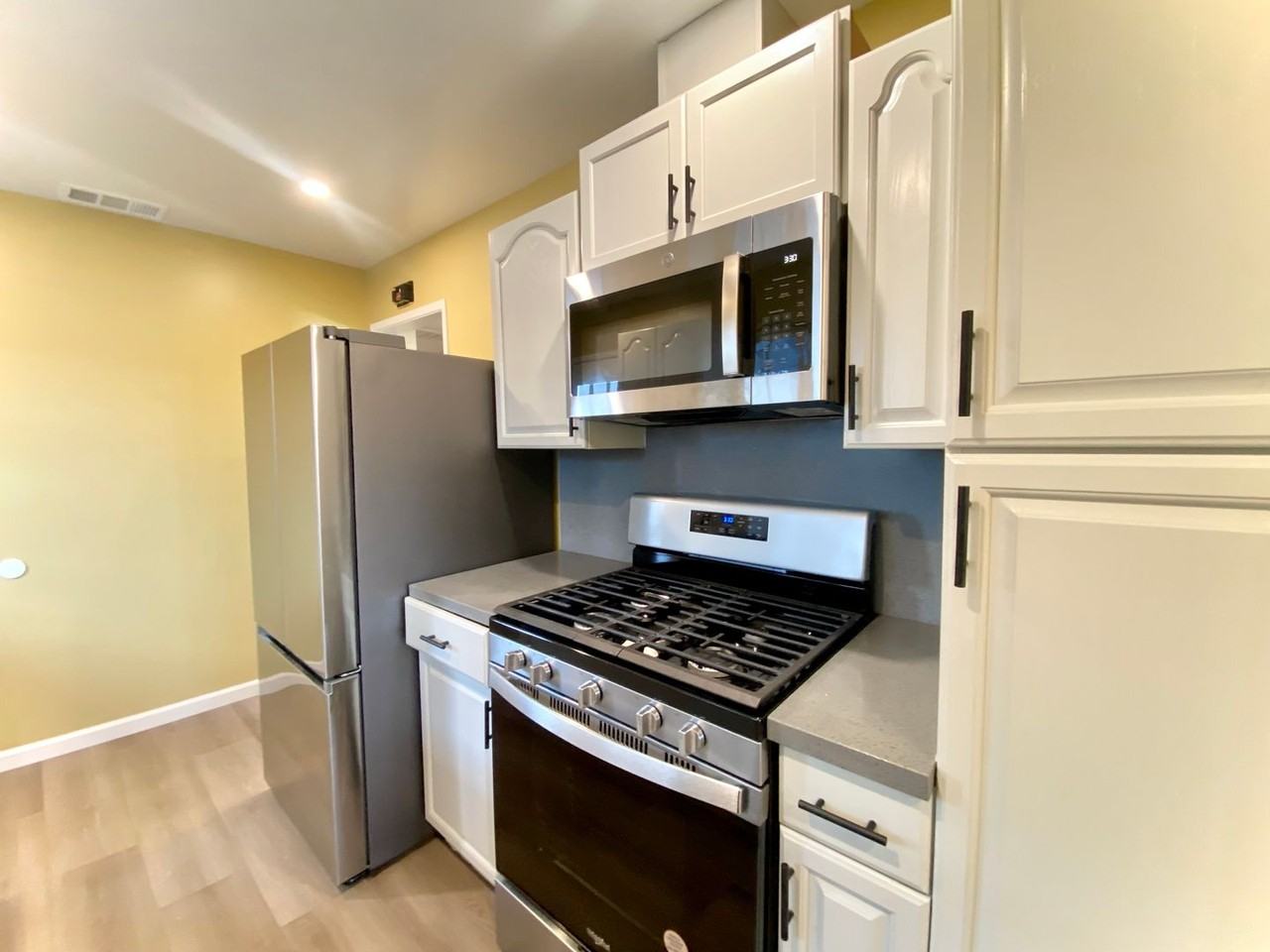 5037 Morris Way - Photo 5 of 20