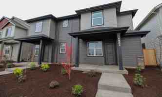 featured image of 1684 Se Barberry Ave