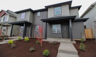 1684 Se Barberry Ave - Photo 1 of 1