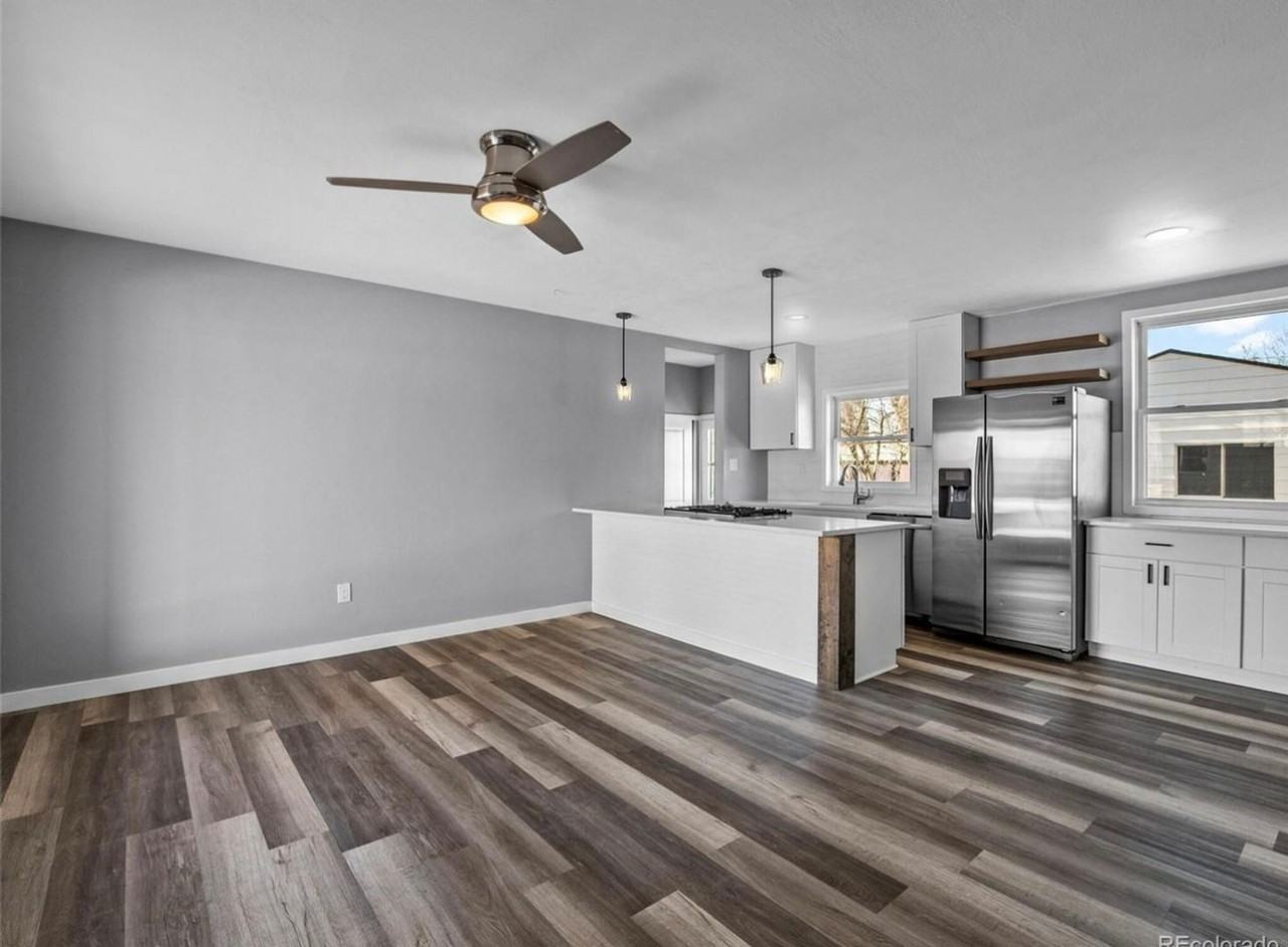 4379 S Washington St - Photo 4 of 24