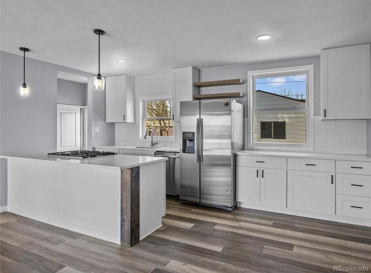 4379 S Washington St - Photo 5 of 24