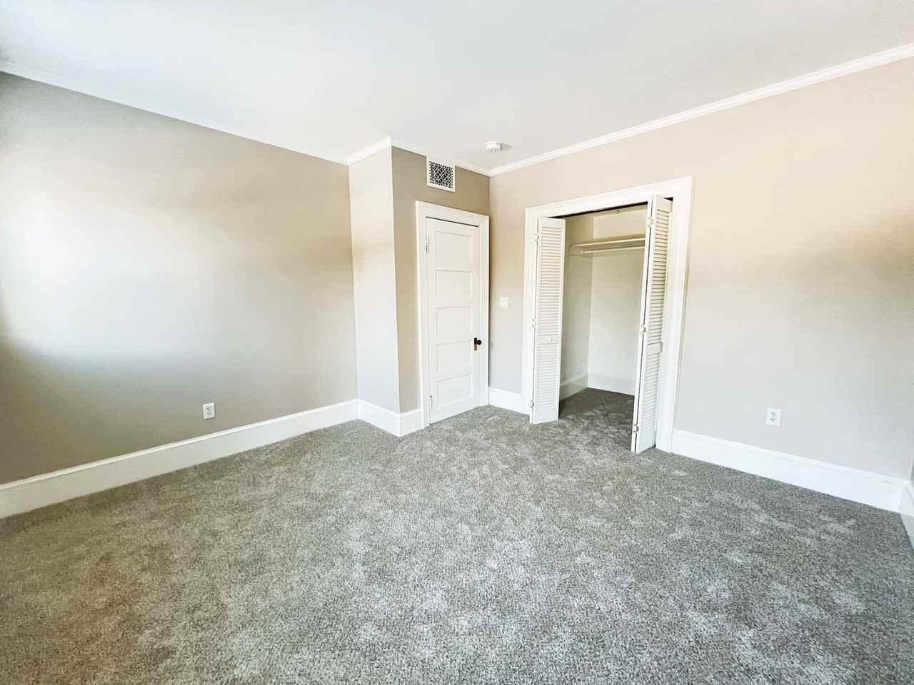 33 Maplewood Ave #204 - Photo 3 of 9