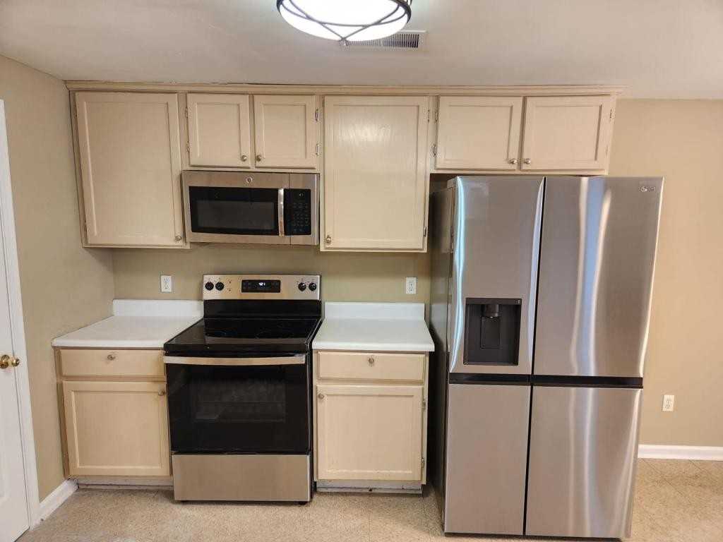 124 Canyon Park Dr - Photo 7 of 20