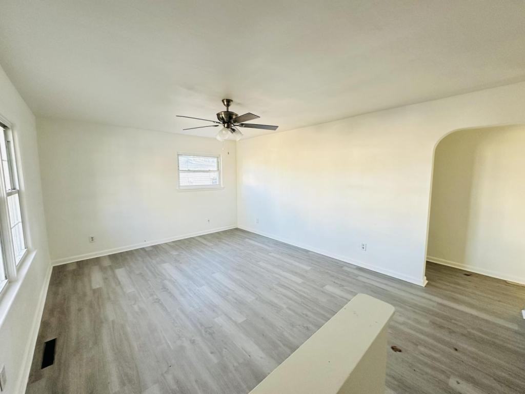 4605 Patriot Ln - Photo 2 of 16