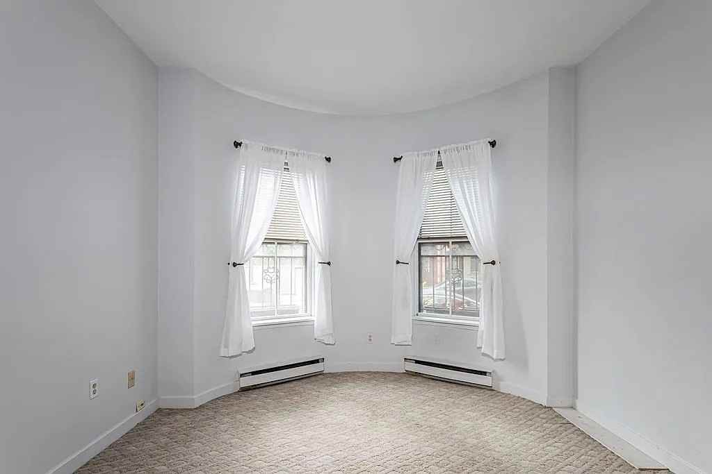 122 Chandler St #B - Photo 5 of 8