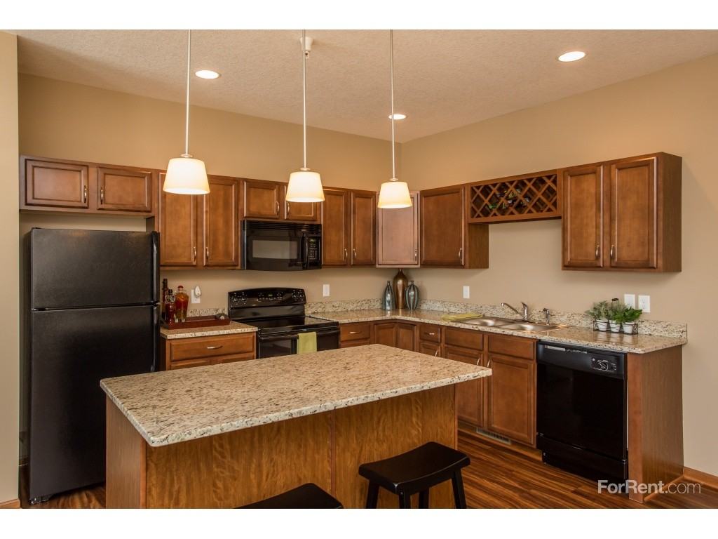 Maplewood Townhomes Apartments 8980 Slate Drive, West Des Moines, IA