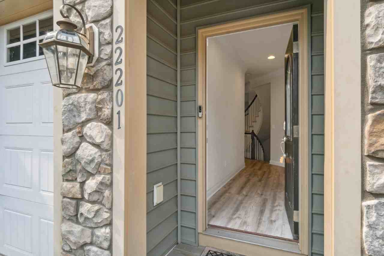 22201 Falling Ter - Photo 3 of 25