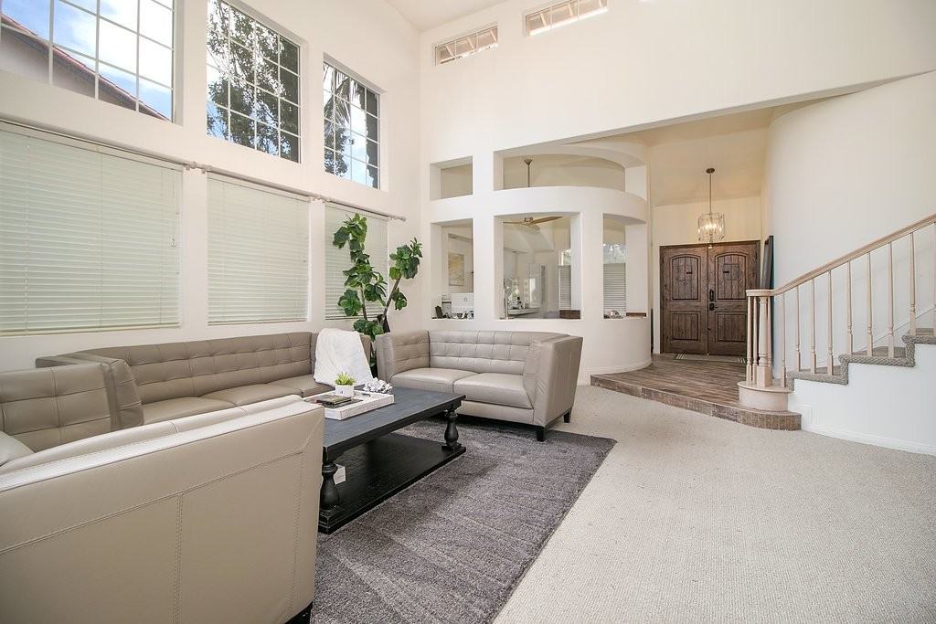 46 Westgate - Photo 5 of 26