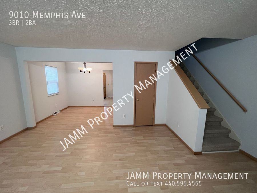 9010 Memphis Ave - Photo 3 of 17