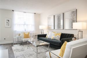 featured image of 151 Hughson St S