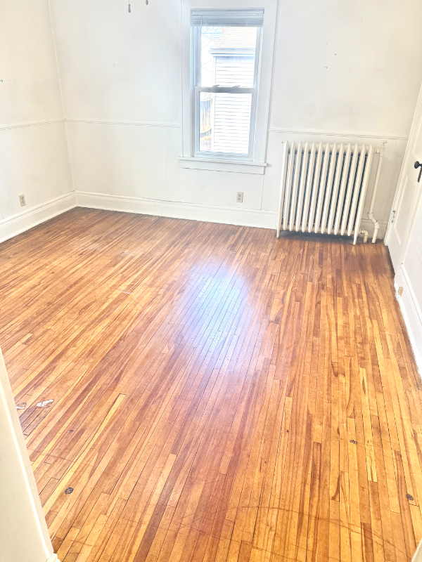 826 Marie Ave - Photo 3 of 10