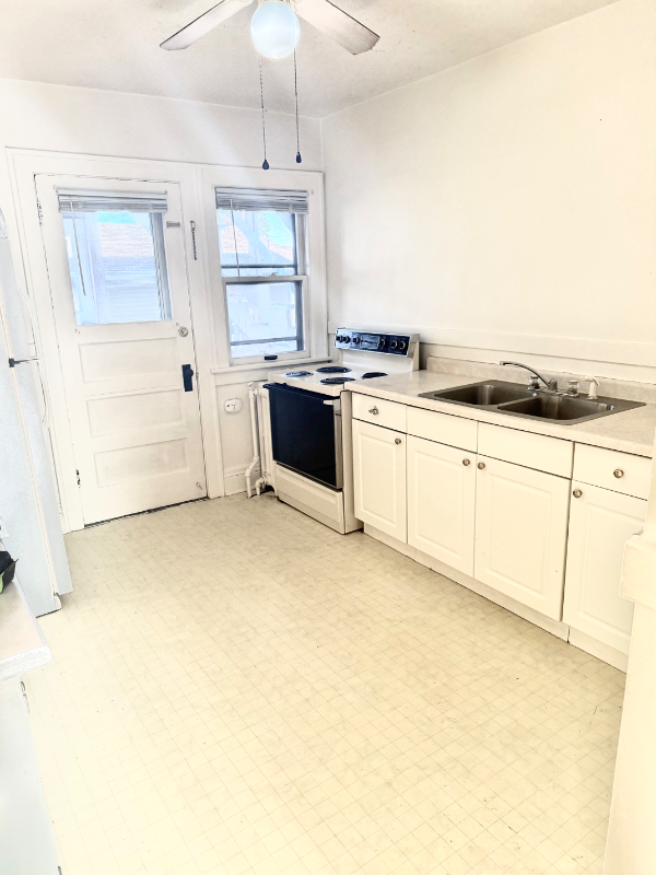 826 Marie Ave - Photo 6 of 10