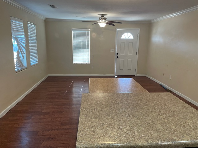 216 1st St - Photo 2 of 6