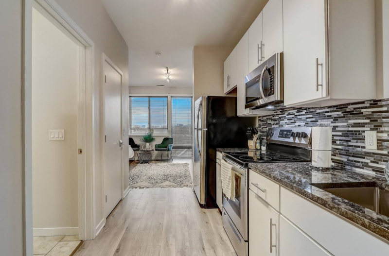 3111 W Master St #2A - Photo 2 of 18