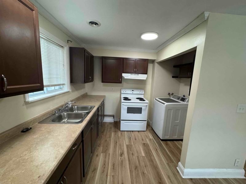 3084 Hope Pl - Photo 3 of 9