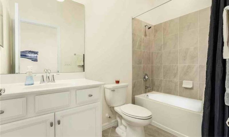 14556 Monrovia Ln - Photo 7 of 20