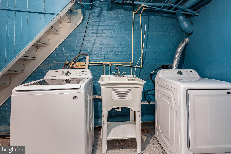 428 N Lakewood Ave - Photo 4 of 5