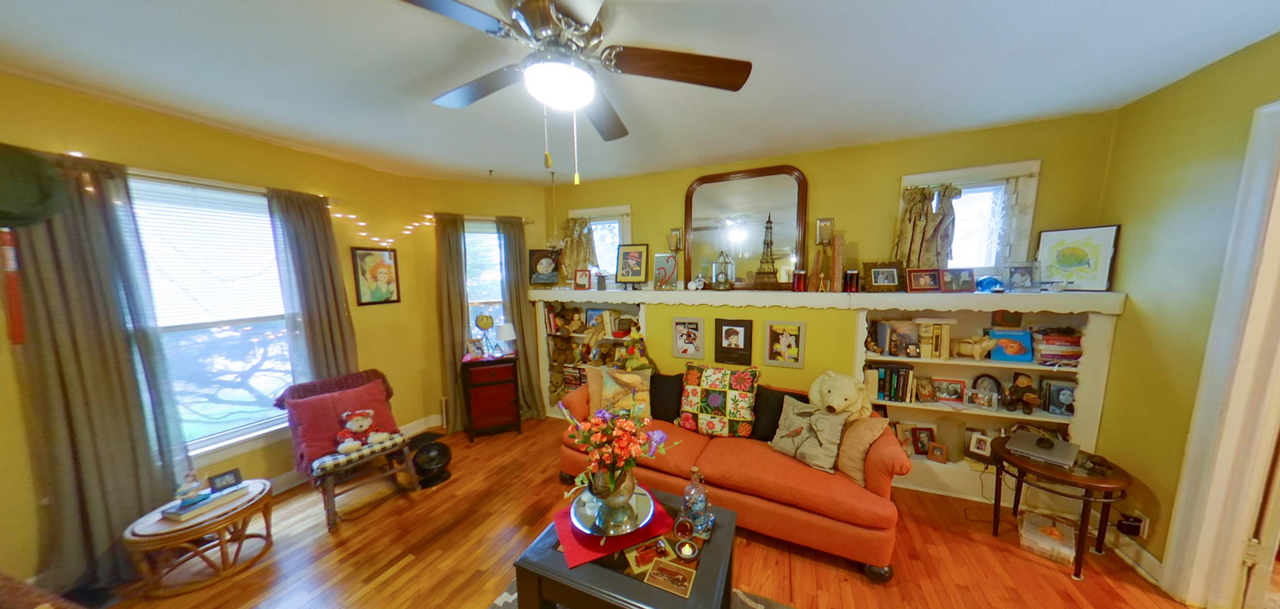 717 Leavenworth St - Photo 5 of 12