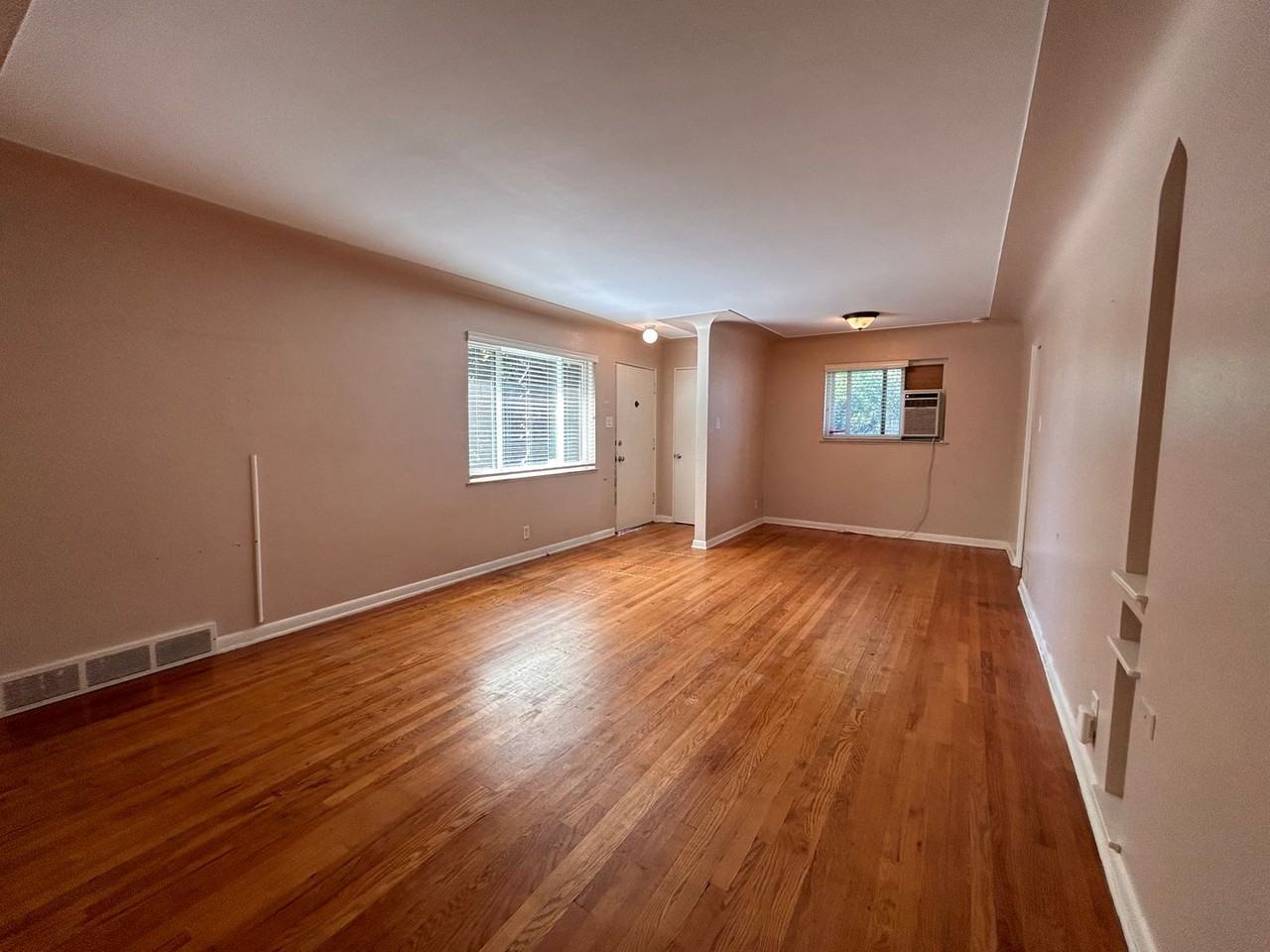 3141 W 21st Ave - Photo 7 of 34